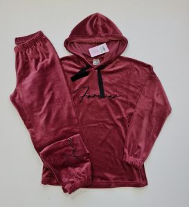 Mihra Kadın Kapüşonlu Kadife Pijama Takım