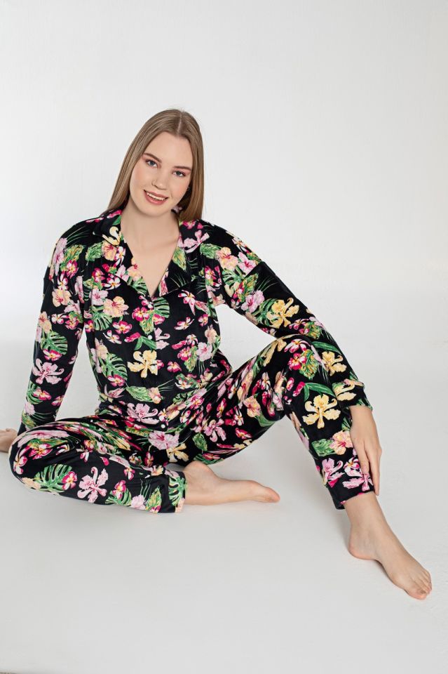 Pijamoni Kadın Önü Komple Düğmeli Kadife Pijama Takım