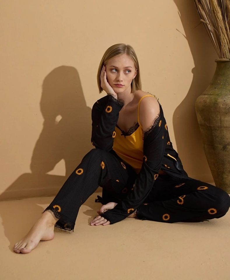 Pijamoni Kaşkorse Kumaş Sabahlıklı Pijama Takımı