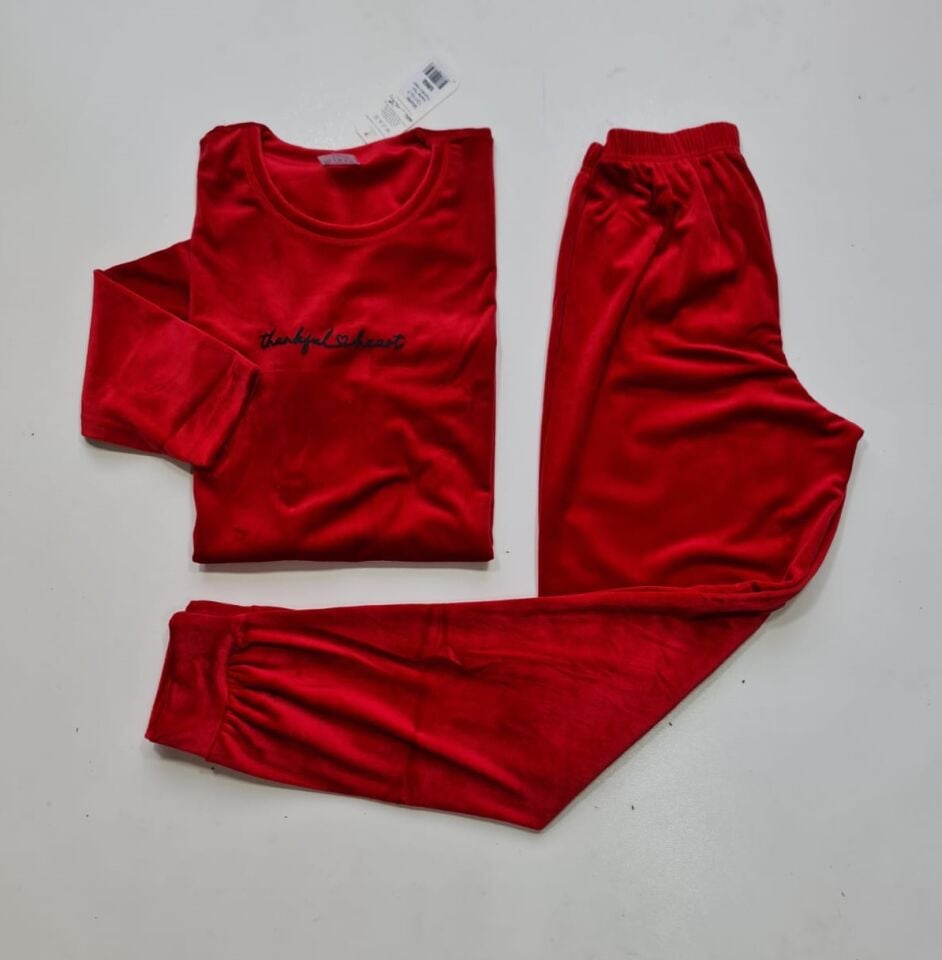 Mihra Kadın Kışlık Kadife Pijama Takım