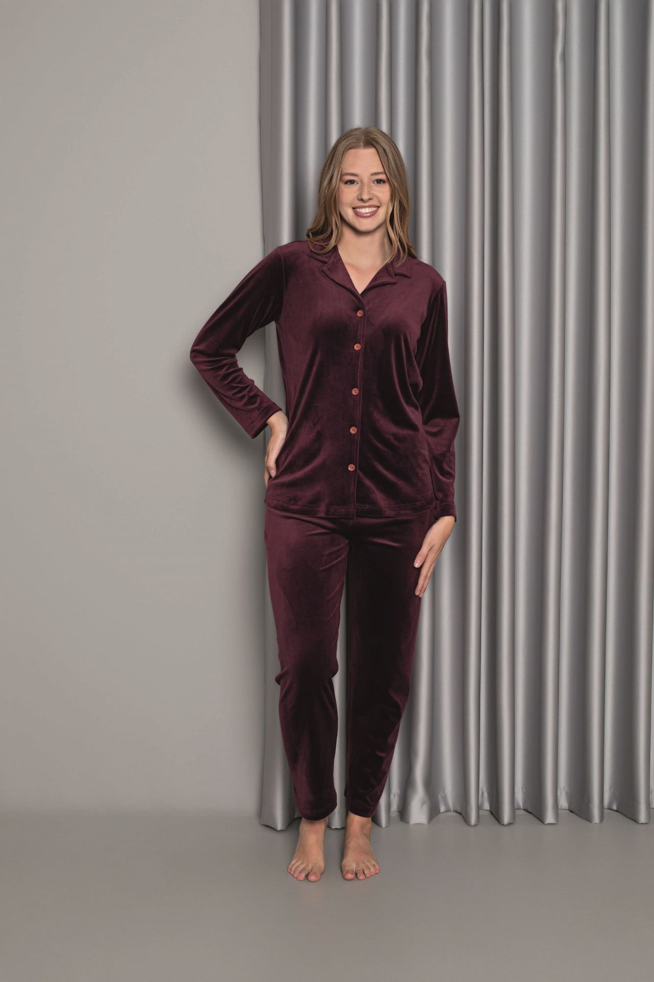 Senfoni Kadın Önü Düğmeli Kadife Pijama Takım