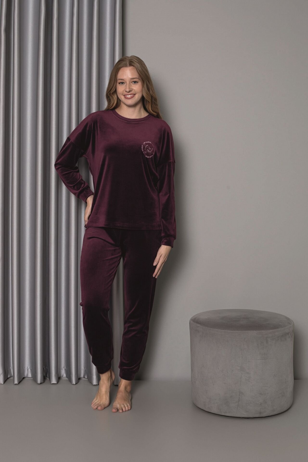 Senfoni Kadın Sıfır Yaka Mor Manşetli Kadife Pijama Takım