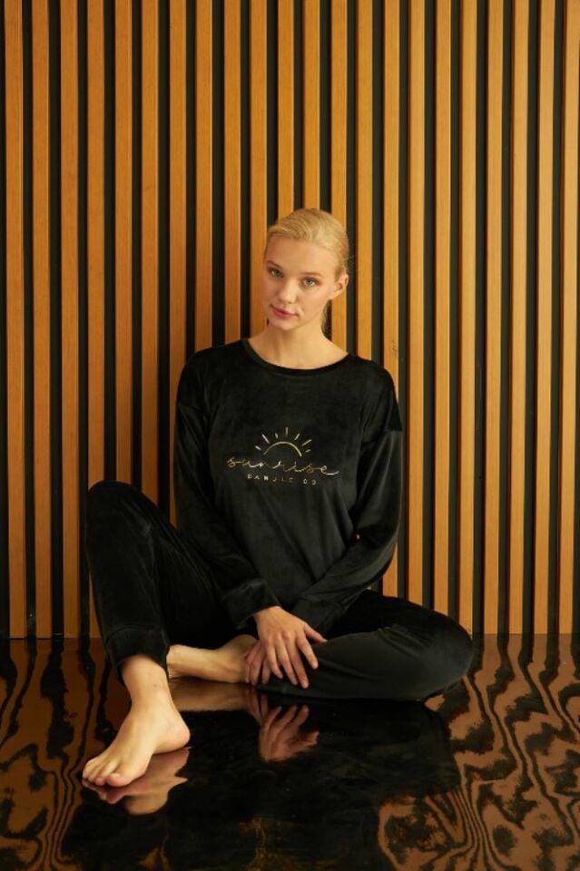 Pijamoni Kadın Kadife Pijama Takım