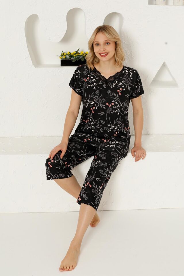Alimer Kısa Kol Yazlık Kadın Kapri Pijama Takım
