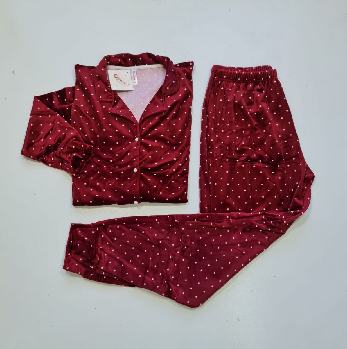 Kadın Önü Komple Düğmeli Büyük Beden Bordo Puanlı Kadife Pijama Takım
