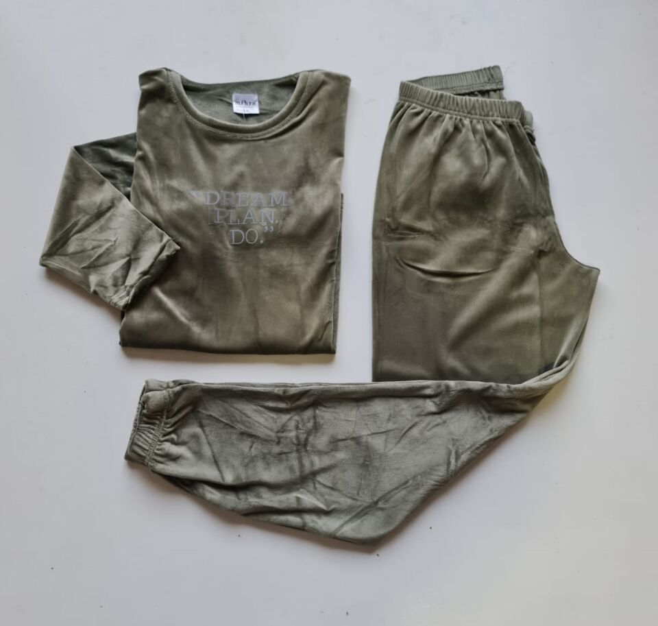 Kadın Kışlık Kadife Pijama Takım