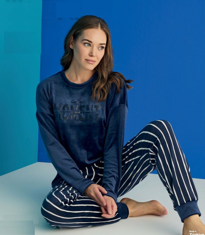 Mihra Kadın Kadife Pijama Takım
